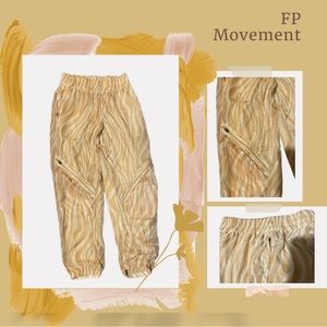 FP Movement jogger parachute pant